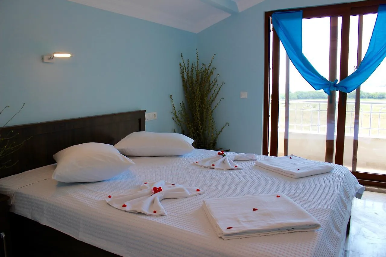 Hotel Emir Palas Ekincik 2*,